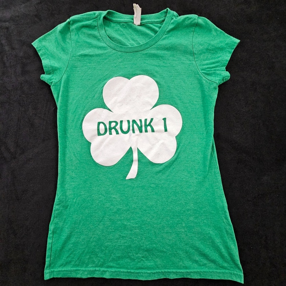 Drunk 1 Irish Clover District Green Short Sleeve Cotton Blend T-Shirt Women's M